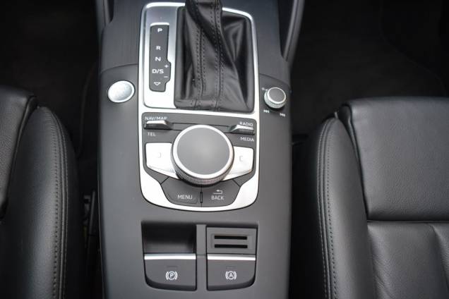 AUDI A3 DESIGN LUXE FINITION S-LINE QUATTRO 2.0 TFSI 190 CV / TOIT OUVRANT PANORAMIQUE / ORIGINE FRANCE / BANG & OLUFSEN 26