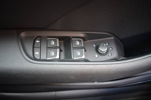 AUDI A3 DESIGN LUXE FINITION S-LINE QUATTRO 2.0 TFSI 190 CV / TOIT OUVRANT PANORAMIQUE / ORIGINE FRANCE / BANG & OLUFSEN 16