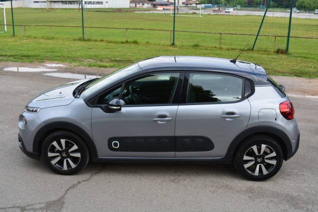CITROEN C3 SHINE 1.2 110 CV 5 PORTES / 1ère MAIN / 25900 KMS  8