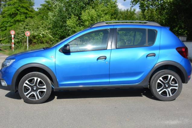 DACIA SANDERO STEPWAY  90 CV /  91600 KMS / CARNET D'ENTRETIEN COMPLET 8