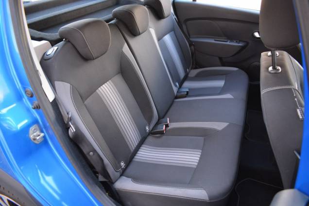 DACIA SANDERO STEPWAY  90 CV /  91600 KMS / CARNET D'ENTRETIEN COMPLET 18