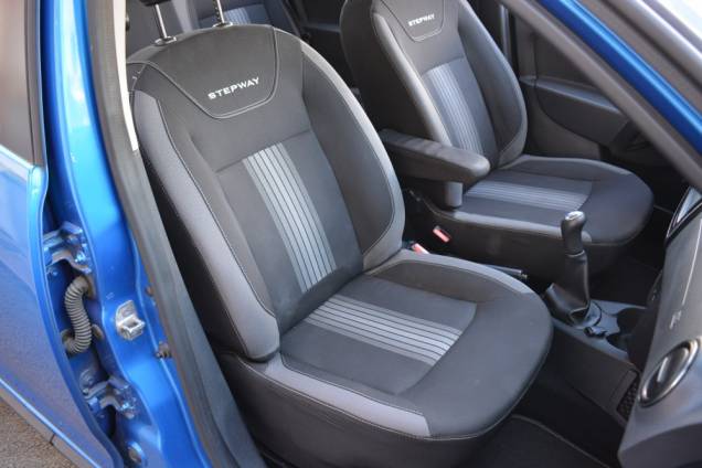DACIA SANDERO STEPWAY  90 CV /  91600 KMS / CARNET D'ENTRETIEN COMPLET 19