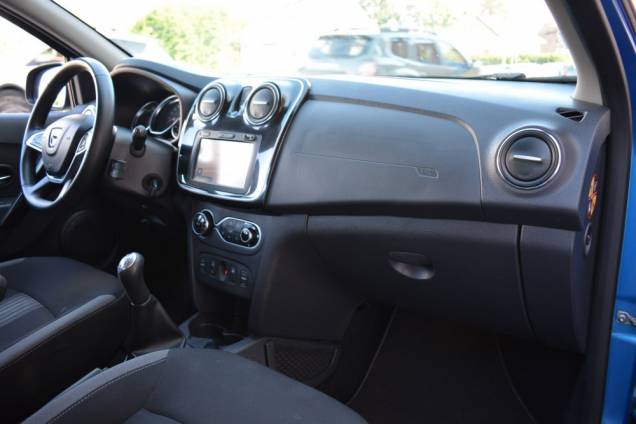 DACIA SANDERO STEPWAY  90 CV /  91600 KMS / CARNET D'ENTRETIEN COMPLET 20