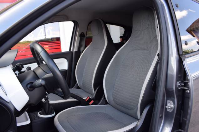 RENAULT TWINGO INTENS 0.9 TCE 90 CV 11