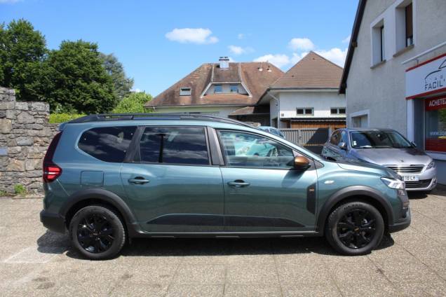 DACIA JOGGER EXTREME ECO-G 100 CV BVM6 / GPL / 7 PLACES 4
