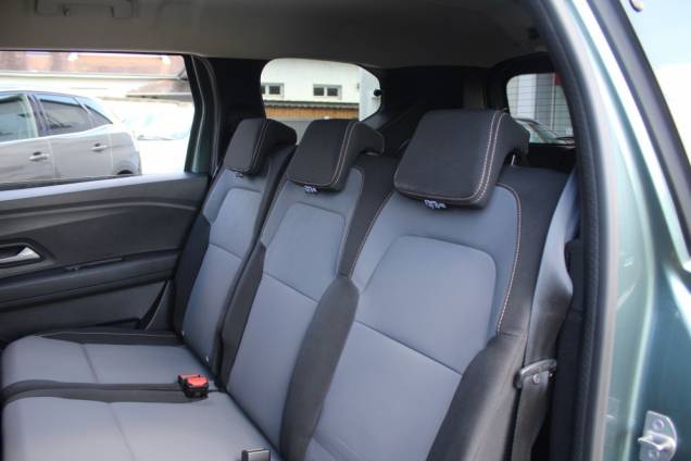 DACIA JOGGER EXTREME ECO-G 100 CV BVM6 / GPL / 7 PLACES 14