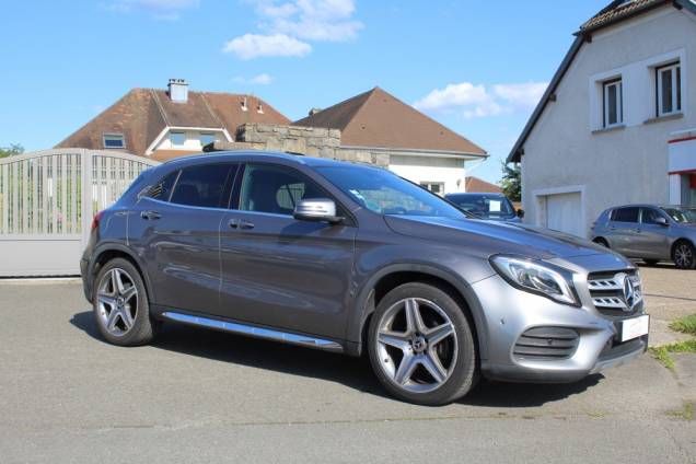 MERCEDES BENZ GLA FASCINATION 200 CDI 136 CV 7G-DCT 3