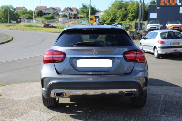 MERCEDES BENZ GLA FASCINATION 200 CDI 136 CV 7G-DCT 8