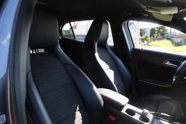 MERCEDES BENZ GLA FASCINATION 200 CDI 136 CV 7G-DCT 13