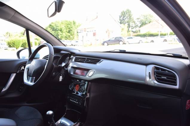 CITROEN C3 EXCLUSIVE 1.4 HDI 70 CV / 39 500 KMS / 1ere MAIN 13