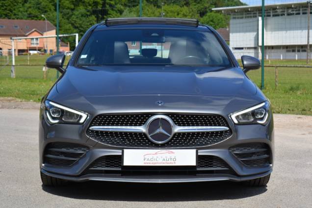 MERCEDES-BENZ CLA SHOOTING BRAKE AMG LINE 200 D 150 CV 8G-DCT / TOIT OUVRANT PANORAMIQUE / BURMESTER 5