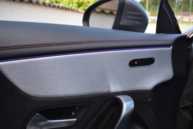 MERCEDES-BENZ CLA SHOOTING BRAKE AMG LINE 200 D 150 CV 8G-DCT / TOIT OUVRANT PANORAMIQUE / BURMESTER 13