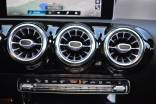 MERCEDES-BENZ CLA SHOOTING BRAKE AMG LINE 200 D 150 CV 8G-DCT / TOIT OUVRANT PANORAMIQUE / BURMESTER 19