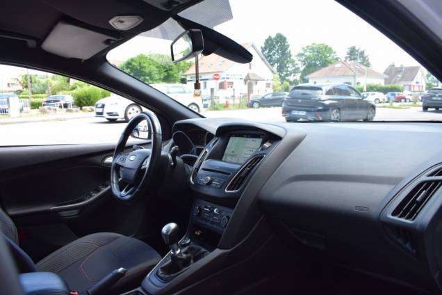 FORD FOCUS ST LINE 1.0 ECOBOOST 125 CV BV6 12