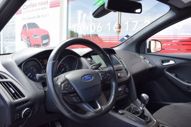 FORD FOCUS ST LINE 1.0 ECOBOOST 125 CV BV6 11