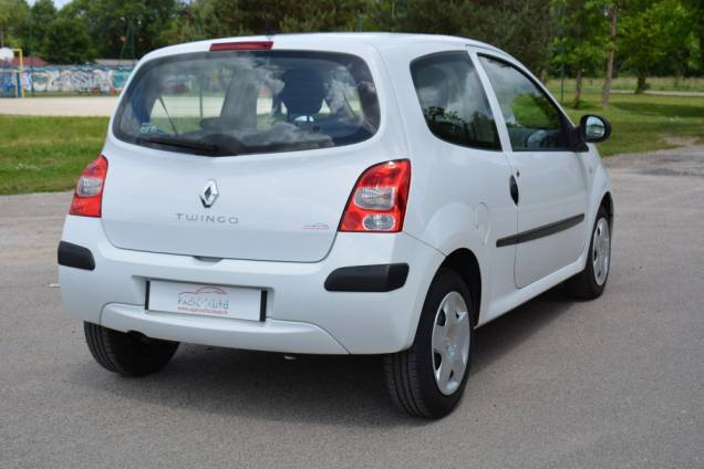 RENAULT TWINGO 1.2 60 CV AUTHENTIQUE / CLIMATISATION 4