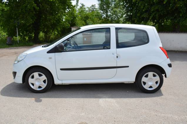 RENAULT TWINGO 1.2 60 CV AUTHENTIQUE / CLIMATISATION 7