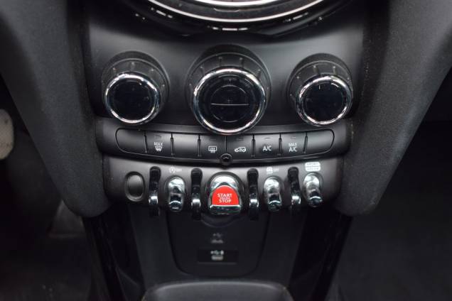 MINI COOPER S GREENWICH EDITION 192 CV / 85000 KMS / SUIVI COMPLET BMW / TOIT OUVRANT PANORAMIQUE / ORIGINE FRANCE 19