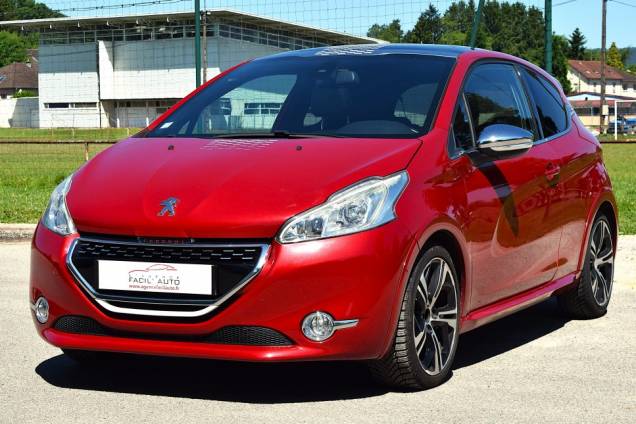 PEUGEOT 208 GTI 1.6 THP 200 CV / 86600 KMS / JBL / TOIT PANORAMIQUE 1