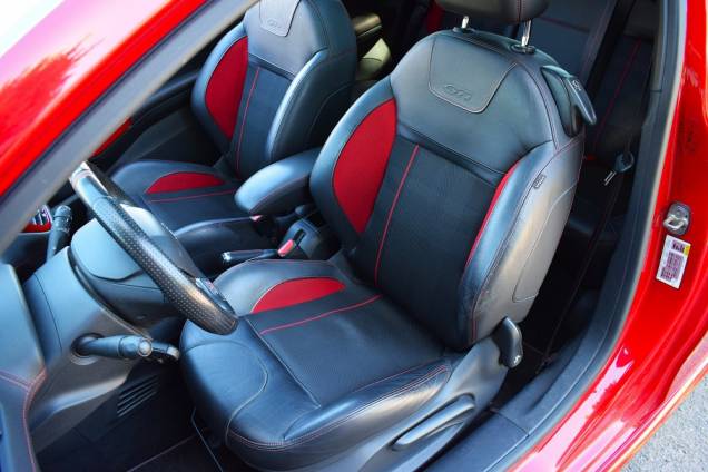 PEUGEOT 208 GTI 1.6 THP 200 CV / 86600 KMS / JBL / TOIT PANORAMIQUE 12