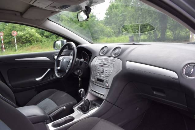 FORD MONDEO TREND 1.8 TDCI 125 CV BV6 13