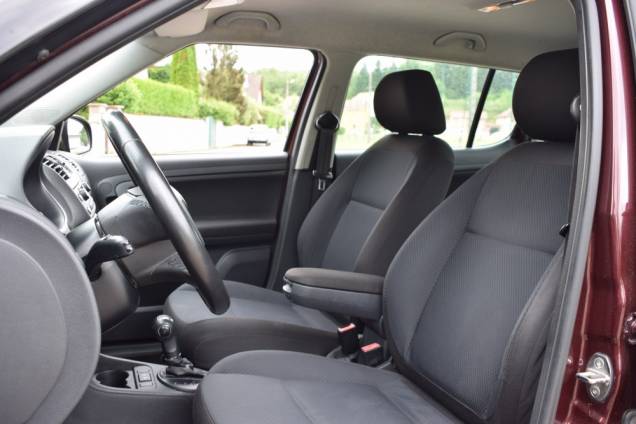SKODA FABIA AMBITION 1.2 TSI 105 DSG 10