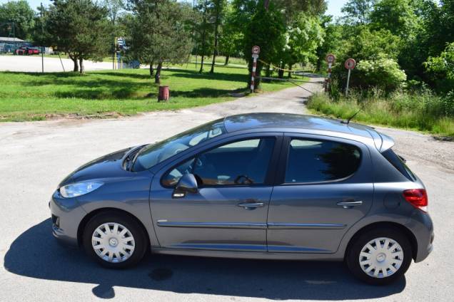 PEUGEOT 207 1.6 HDI 90 CV 5 PORTES / 1ère MAIN / 39500 KMS 8