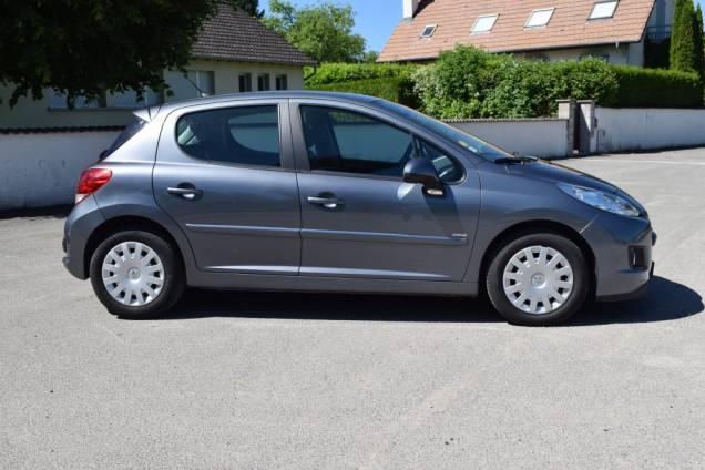 PEUGEOT 207 1.6 HDI 90 CV 5 PORTES / 1ère MAIN / 39500 KMS 9