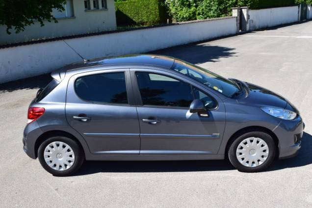 PEUGEOT 207 1.6 HDI 90 CV 5 PORTES / 1ère MAIN / 39500 KMS 10