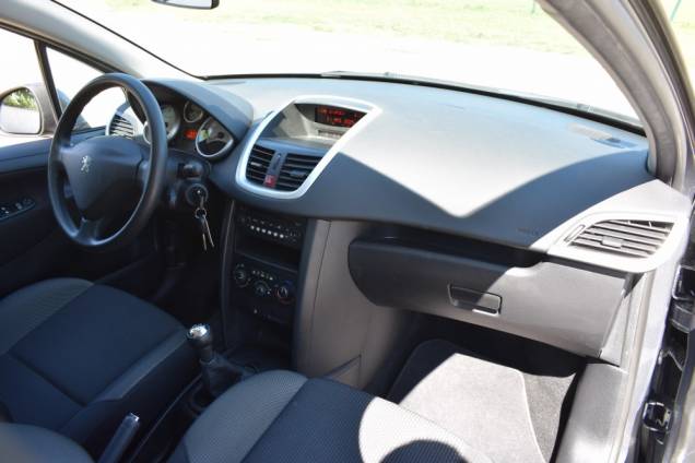 PEUGEOT 207 1.6 HDI 90 CV 5 PORTES / 1ère MAIN / 39500 KMS 17