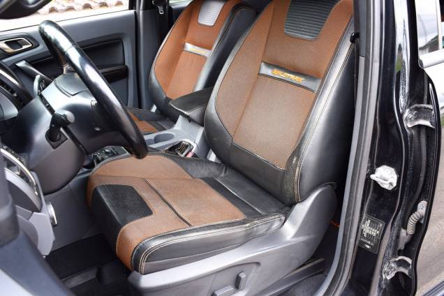 FORD RANGER WILDTRAK DOUBLE CABINE 4X4  3.2 TDCI 200 CV / 1ere MAIN  / ATTELAGE / CAMERA DE RECUL 11