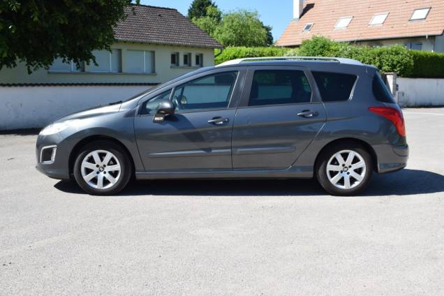 PEUGEOT 308 SW 1.6 HDI 115 CV / TOIT PANORAMIQUE / 1ère MAIN / 85500 KMS 7
