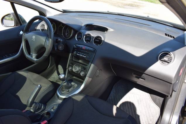 PEUGEOT 308 SW 1.6 HDI 115 CV / TOIT PANORAMIQUE / 1ère MAIN / 85500 KMS 17