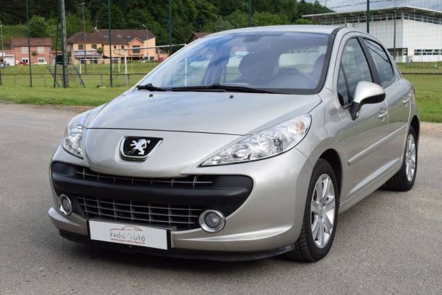 PEUGEOT 207 1.6 120 CV / 5 PORTES / BOITE AUTOMATIQUE / 1ère MAIN / 51900 KMS 1