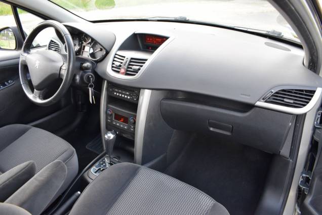 PEUGEOT 207 1.6 120 CV / 5 PORTES / BOITE AUTOMATIQUE / 1ère MAIN / 51900 KMS 16