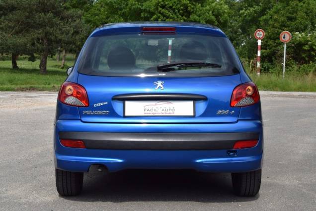 PEUGEOT 206 + 1.1 60 CV  6