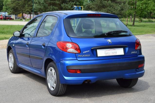 PEUGEOT 206 + 1.1 60 CV  4
