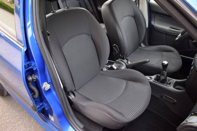 PEUGEOT 206 + 1.1 60 CV  16