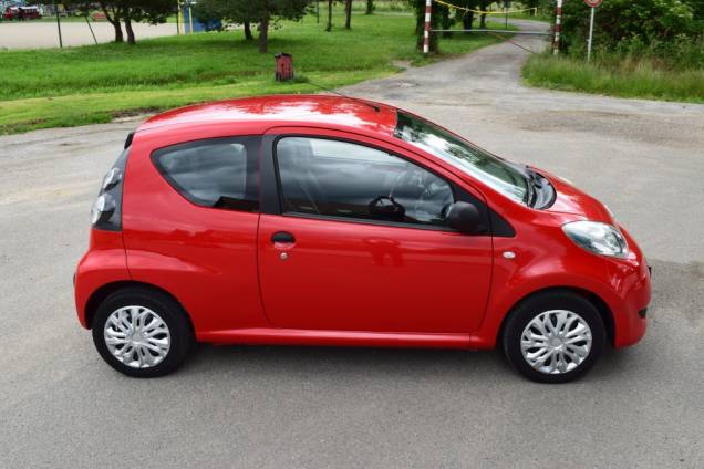 CITROEN C1 1.0 68 CV / 1ère MAIN / 28500 KMS 10