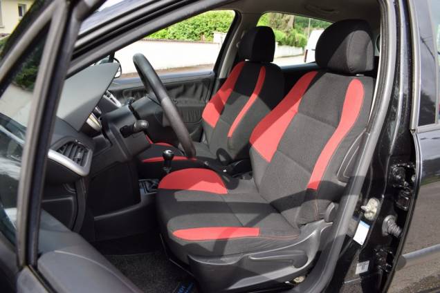 PEUGEOT 207 1.4 16 V 90 CV / 5 PORTES / CLIMATISATION 11