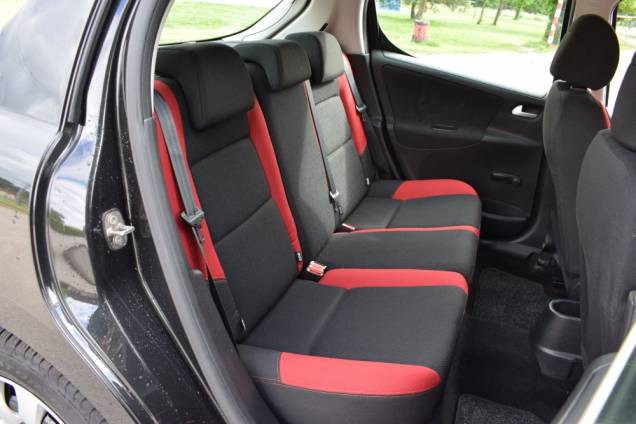 PEUGEOT 207 1.4 16 V 90 CV / 5 PORTES / CLIMATISATION 14