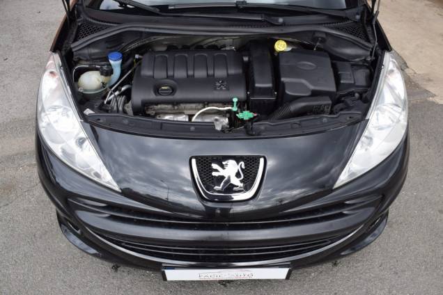 PEUGEOT 207 1.4 16 V 90 CV / 5 PORTES / CLIMATISATION 19