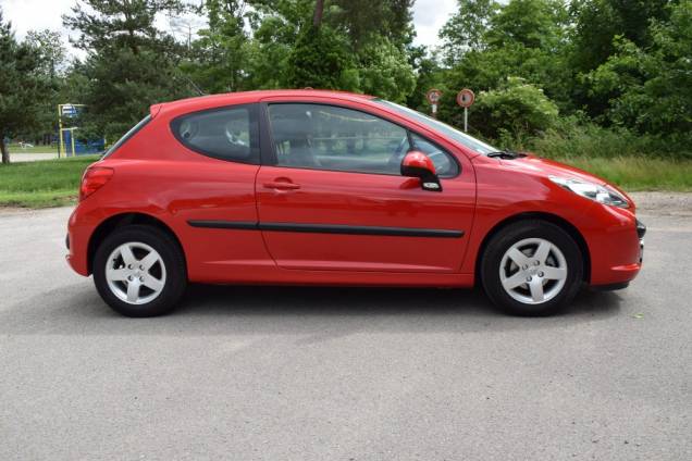 PEUGEOT 207 1.4 75 CV URBAN MOVE / 1ère MAIN / 8700 KMS / ETAT NEUF 8