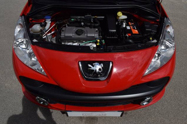 PEUGEOT 207 1.4 75 CV URBAN MOVE / 1ère MAIN / 8700 KMS / ETAT NEUF 18