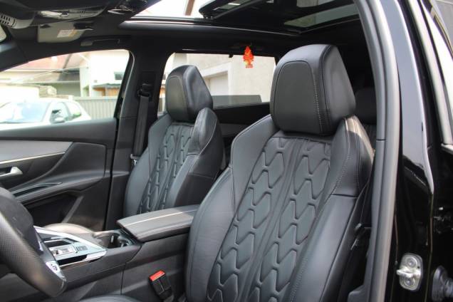 PEUGEOT 5008 GT 2.0 BLEUDHI 180 CV EAT8 / ORIGINE FRANCE / TOIT OUVRANT PANORAMIQUE 11
