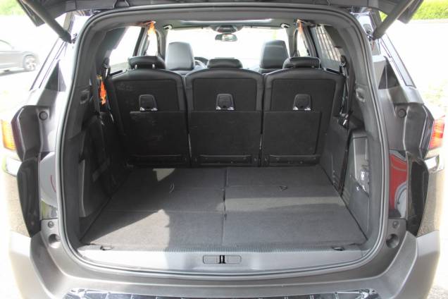 PEUGEOT 5008 GT 2.0 BLEUDHI 180 CV EAT8 / ORIGINE FRANCE / TOIT OUVRANT PANORAMIQUE 15