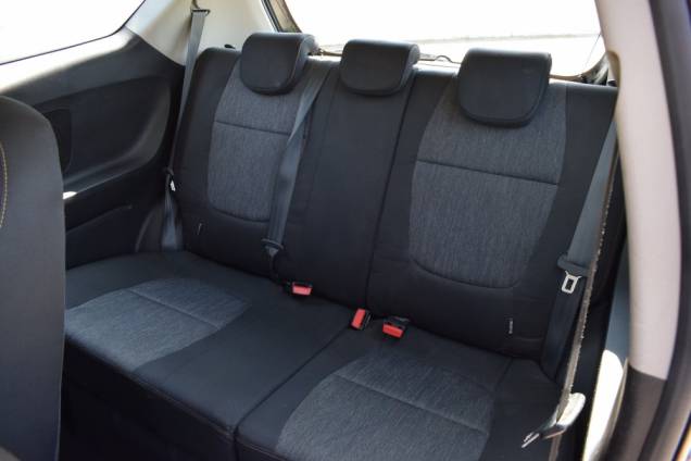 KIA PICANTO 1.0 65 CV / 1ère MAIN  13