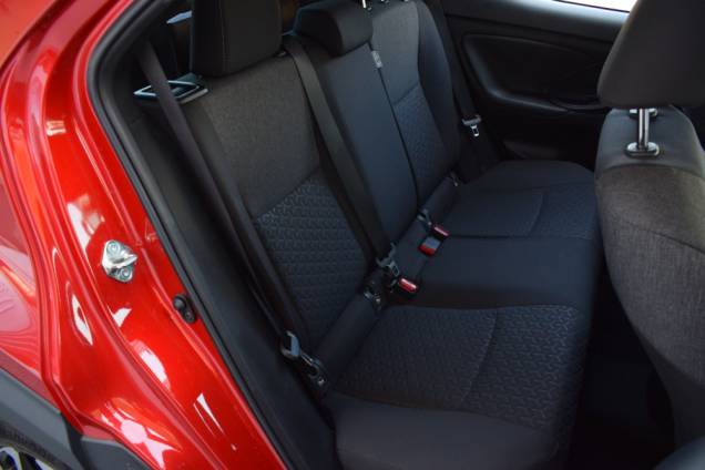 TOYOTA YARIS CROSS DESIGN 116 CV HYBRID / 1ere MAIN / 87500 KMS / SUIVI COMPLET 19