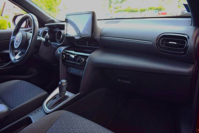 TOYOTA YARIS CROSS DESIGN 116 CV HYBRID / 1ere MAIN / 87500 KMS / SUIVI COMPLET 21