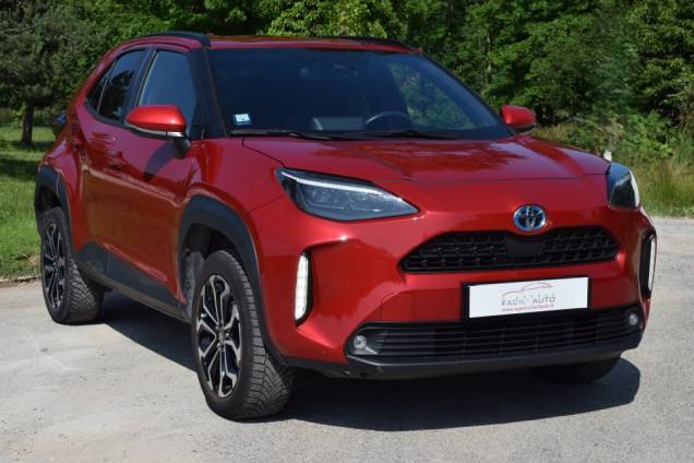 TOYOTA YARIS CROSS DESIGN 116 CV HYBRID / 1ere MAIN / 87500 KMS / SUIVI COMPLET 2